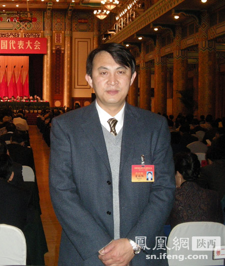 凤凰语飞 锵鸣天下--复赛评委梁向阳