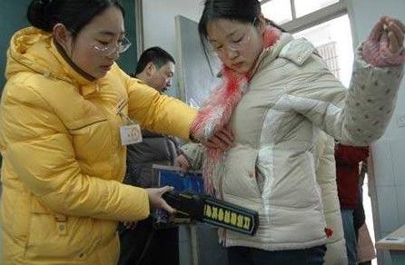 高考英语退出统考难降温 四六级考研仍要考