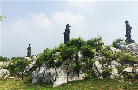 句容宝华,一座有故事的山