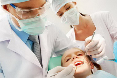 重庆牙科医院专家提醒:错颌畸形要趁早进行矫