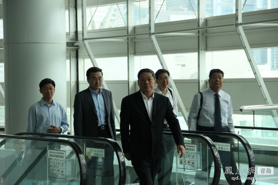 鲁港人口_人口普查图片