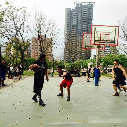 周杰伦报喜证实昆凌已怀孕 想要儿子长大一起