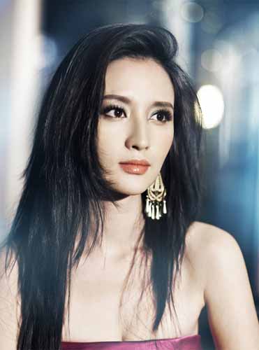 张萌穿越纯情演熟女 《而立之年》演绎80后现实生活