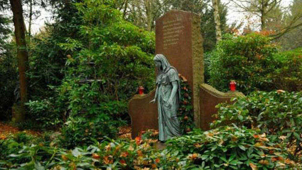德国墓地价格飞涨20年使用费最贵达2400欧元