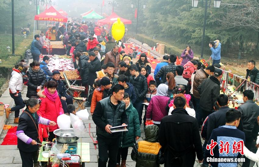 枣庄市薛城区人口_注意啦 18日枣庄薛城区临山广场万人健步走活动(2)