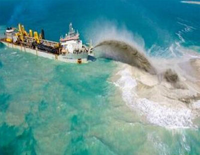 菲曝航拍中国扩建南沙4岛礁画面 连呼进展神速