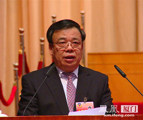 厦门市政协十二届四次会议开幕 陈修茂作工作