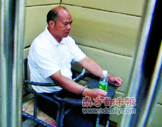 广东梅州离院精神病患者闯进医院刺死两医生