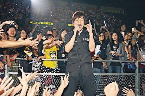 粉丝经济的幕后推手