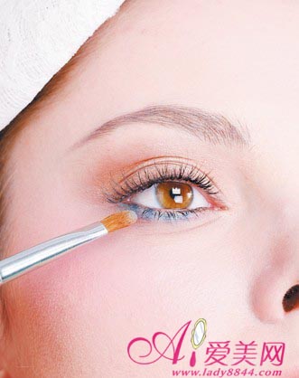 新娘妆教程 新娘晚妆变妆的画法