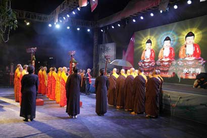 江西赣州永宁古寺举办佛教梵呗祈福音乐会