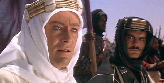 彼得-奥图尔遗体火化前 爱猫趴其胸口陪伴一夜|奥图|遗体_凤凰娱乐