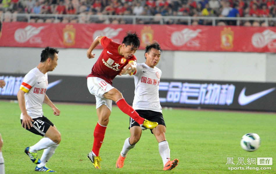 2013年5月29日，2013年中超联赛第4轮补赛，广州恒大4-0贵州人和。