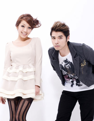 我不是明星秦沛女儿索吻房祖名 <em>姜氏兄妹</em>资料