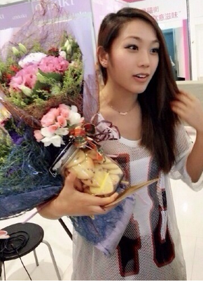 我不是明星秦沛女儿索吻房祖名 <em>姜氏兄妹</em>资料