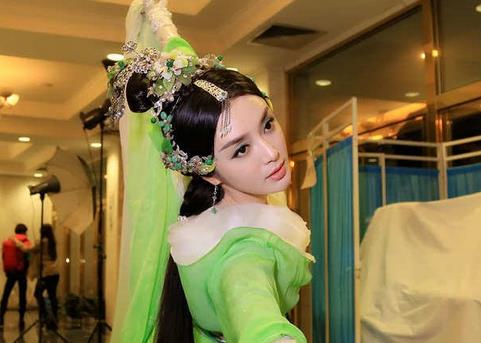 羊年央视元宵晚会在线直播:国色天香四美争艳