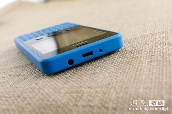 诺基亚210评测:全键盘双卡双待备用机