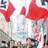 日右翼游行纪念希特勒 举纳粹旗