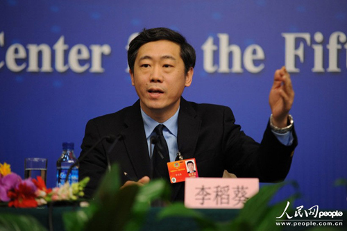 李稻葵:上市企业选的是中老年快退休的企业