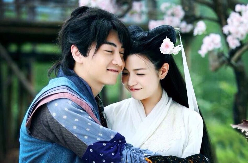 《新版神雕侠侣》曝剧照 <em>杨过小龙女</em>亲密舞剑
