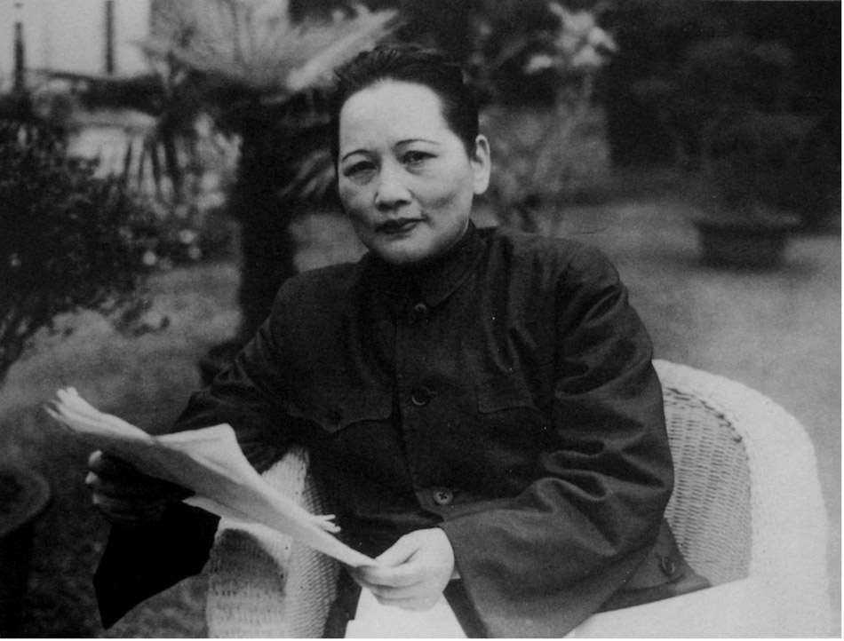 揭秘共和国第一代领导及其夫人们工资 - 乘成 - 乘成休闲吧 揭秘共和国第一代领导及其夫人们工资