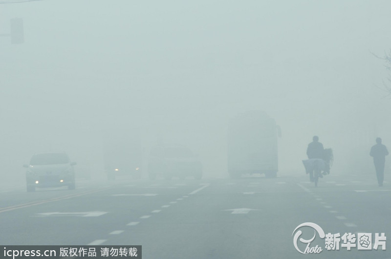 五家渠市有多少人口_...日下午,记者在五家渠市富强路步行街西面路口拍下这样(3)