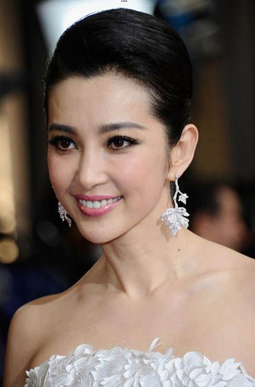 死对头聚首：范冰冰李冰冰双双入围《elle》潮流人士