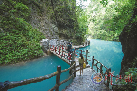 尧治河景区是国家4A级景区 暑期迎来大批游客