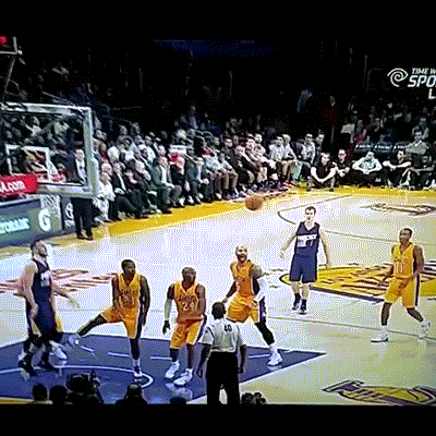 虽然科比砍下39分的高分,但湖人最终还是106-112不敌太阳,遭遇开赛五