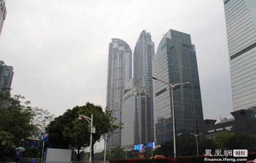 深圳楼王暴跌2万\/平 价格看齐十年二手房|公寓