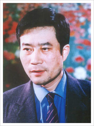 [八<em>小妹</em>]朝鲜<em>女人</em>最爱男星之李雪健:一身正气