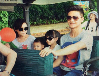 田亮全家出游 疑似二胎儿子曝光