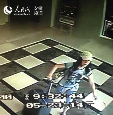 女贼团伙专偷厅处级官员 专找<em>怀孕哺乳期妇女</em>