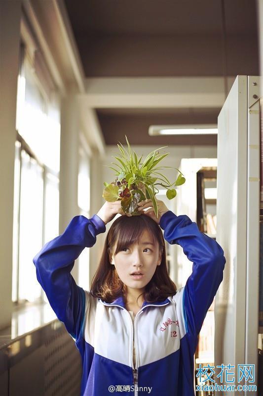 外国的中文名字女孩 8ce1a6fe00708bb.jpg