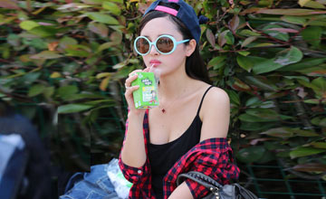 上海<em>草莓音乐节:美女</em>云集