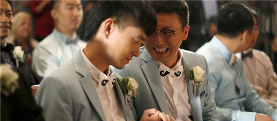 七对中国同性恋情侣在美国结婚