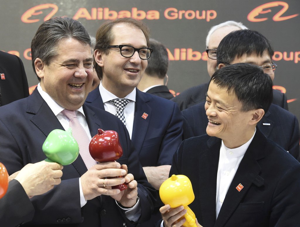 马云在德国向默克尔展示刷脸支付 - 4G视界