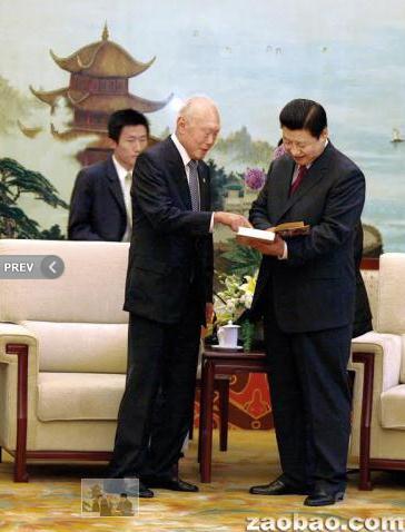 回顾：李光耀与五代中国领导人的交往