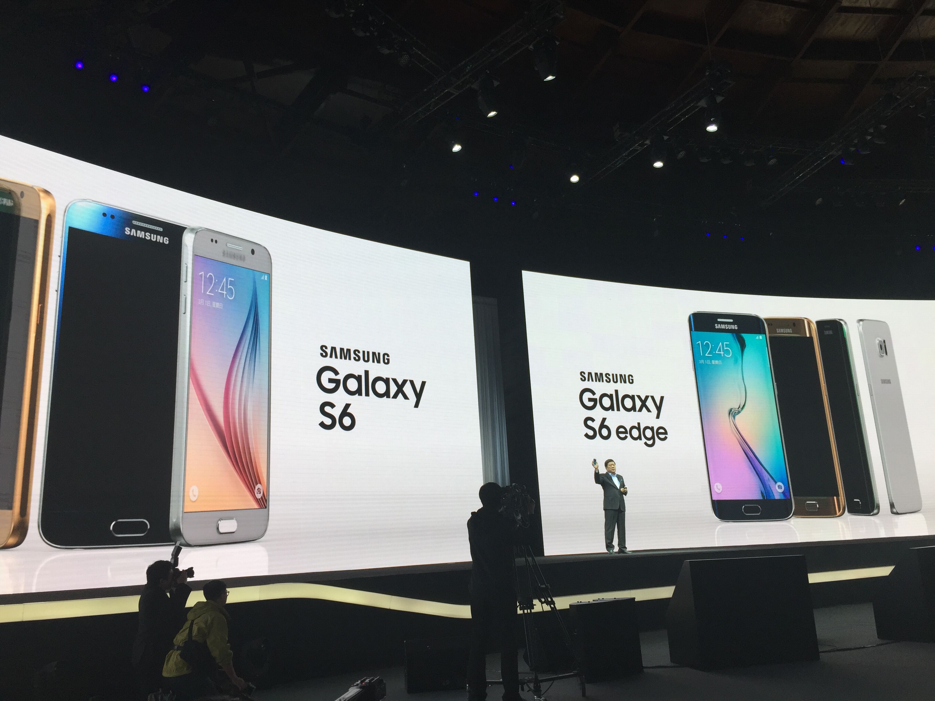 三星S6\/S6 Edge国内发布 或5088元起售|三星|Galaxy_凤凰科技