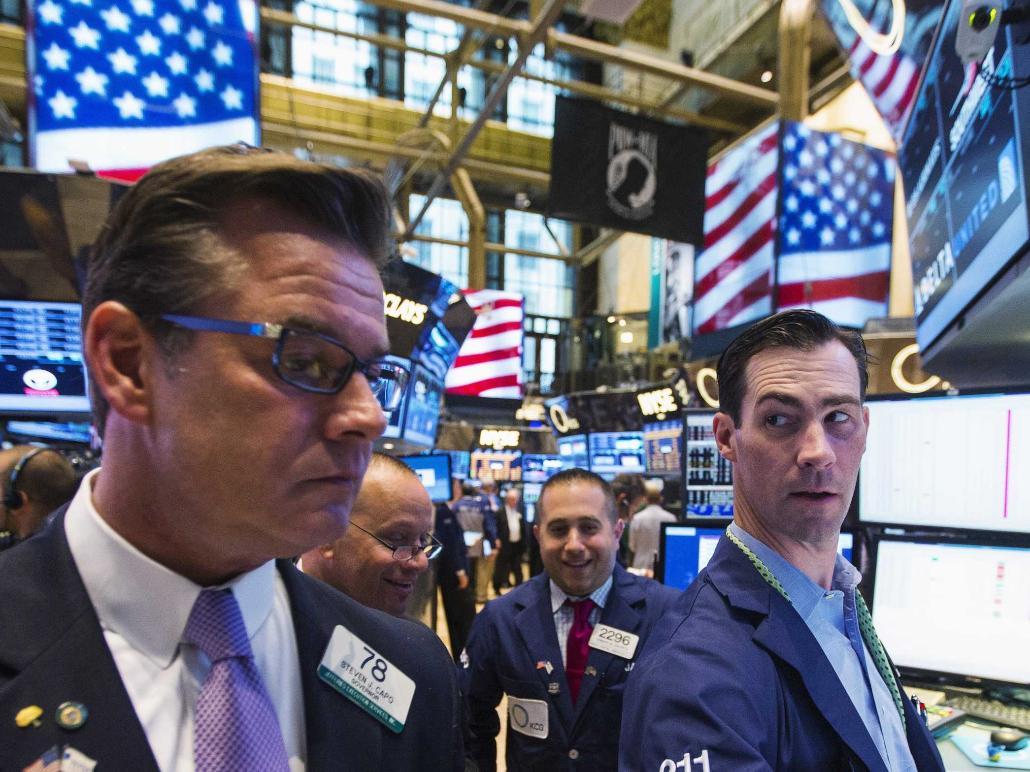 周一美股早盘随外围股市集体下跌 中概股多数