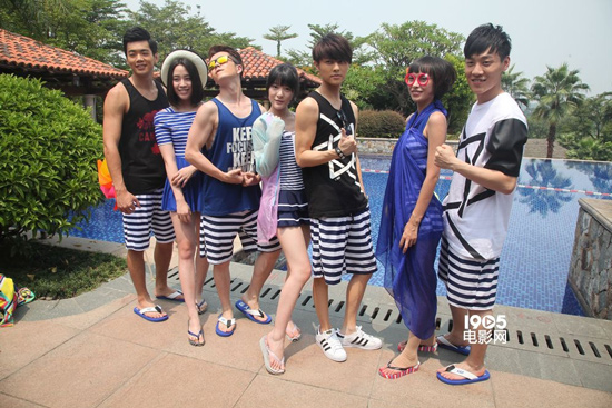 徐娇《毕业旅行》泳装热舞秀美腿 想找内敛男