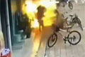 实拍山东当街爆炸轰然巨响 男女瞬间成火人