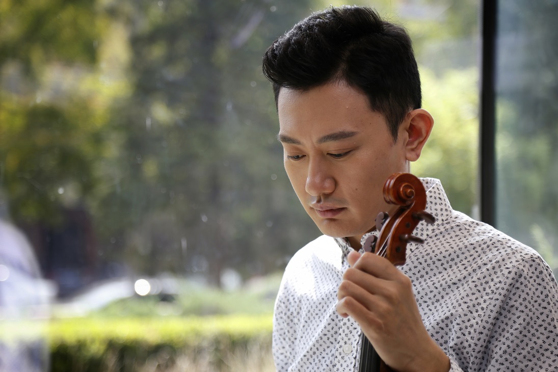 是中国唯一被授权使用价值600万美元小提琴的