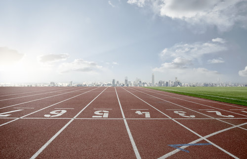 江苏学校频现毒跑道 疑致学生集中流鼻血|塑