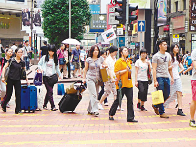 改头换面后的香港游低价团 诱骗游客进黑店购
