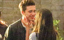 小贝长子与新女友街头约会