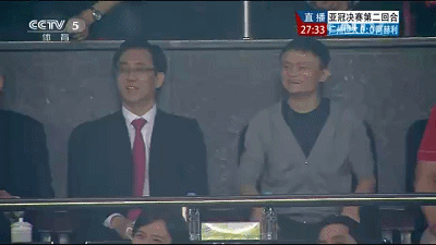 郑龙禁区外转身抽射险破门 马云很遗憾直拍大腿(gif)