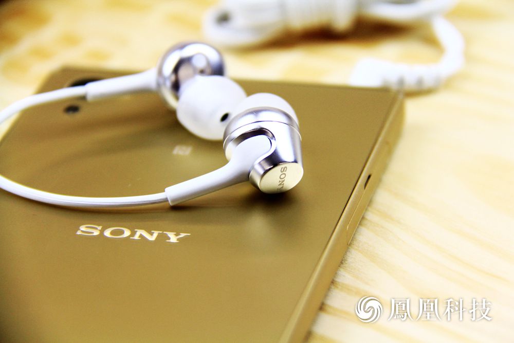 索尼耳机EX250AP评测:移动音乐好伴侣