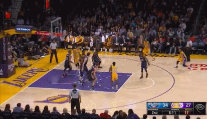 今天科比重新披挂上阵,面对号称