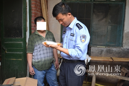 夫唱妇随:济南俩夫妻店工业用盐制高档海参|海